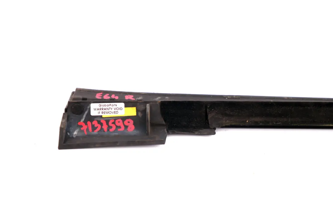 E64N LCI Cabrio Right Door O/S Outer Weatherstrip Strip Black to BMW 6 Series E64 with Part number 7137598 BMW 6 Series E64 E64N LCI Cabrio Right Door O/S Outer Weatherstrip Strip Black - SKU 7137598 - Part number 7137598