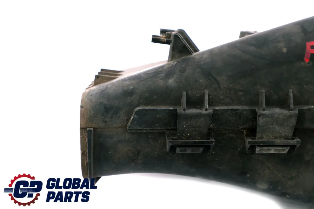 BMW E90 E91 LCI Wlot Kanał Prawy Przód - SKU 7138414 - Numer Części 7138414