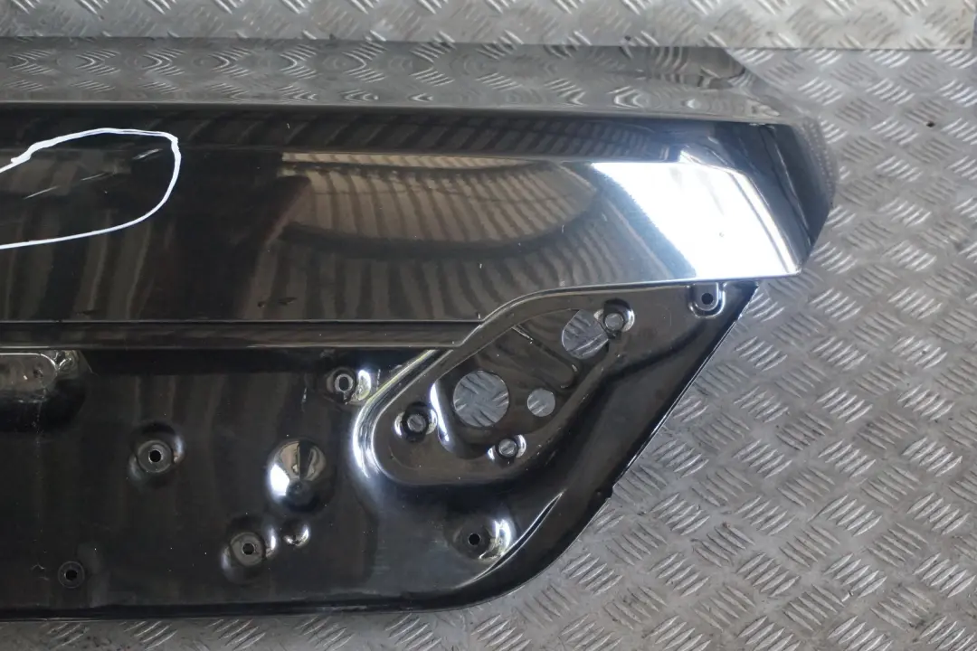 Genuine BMW 7 Series E65 E66 E67 Trunk Lid Boot Tailgate Black Sapphire - 475 to with Part number 7138460 Genuine BMW 7 Series E65 E66 E67 Trunk Lid Boot Tailgate Black Sapphire - 475 - SKU 7138460-BS - Part number 7138460