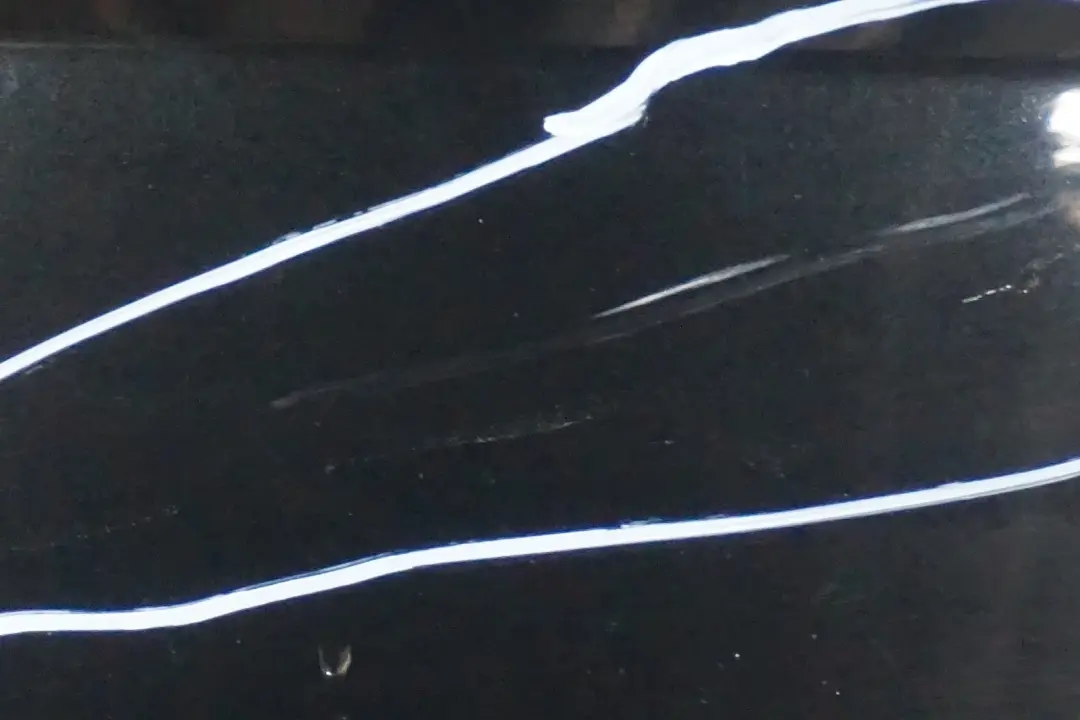 Genuine BMW 7 Series E65 E66 E67 Trunk Lid Boot Tailgate Black Sapphire - 475 to with Part number 7138460 Genuine BMW 7 Series E65 E66 E67 Trunk Lid Boot Tailgate Black Sapphire - 475 - SKU 7138460-BS - Part number 7138460