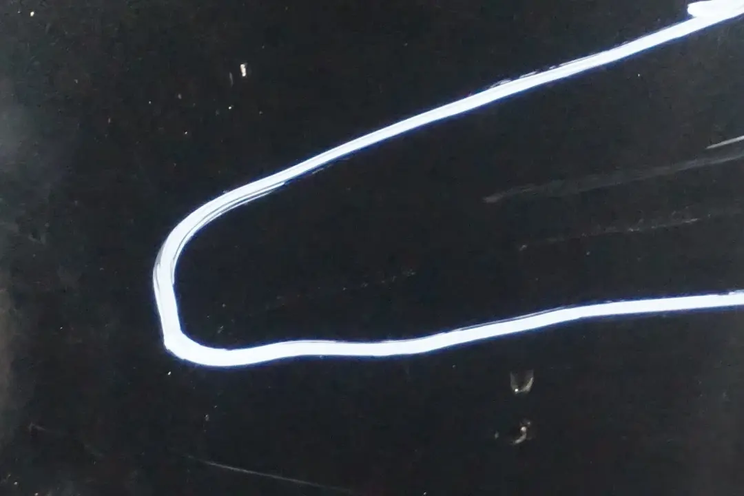 Genuine BMW 7 Series E65 E66 E67 Trunk Lid Boot Tailgate Black Sapphire - 475 to with Part number 7138460 Genuine BMW 7 Series E65 E66 E67 Trunk Lid Boot Tailgate Black Sapphire - 475 - SKU 7138460-BS - Part number 7138460