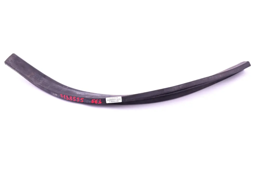 Junta de sellado lateral del capó del motor para BMW E63 E64 LCI con número de pieza 7138595 BMW E63 E64 LCI Junta de sellado lateral del capó del motor - SKU 7138595 - Número de pieza 7138595