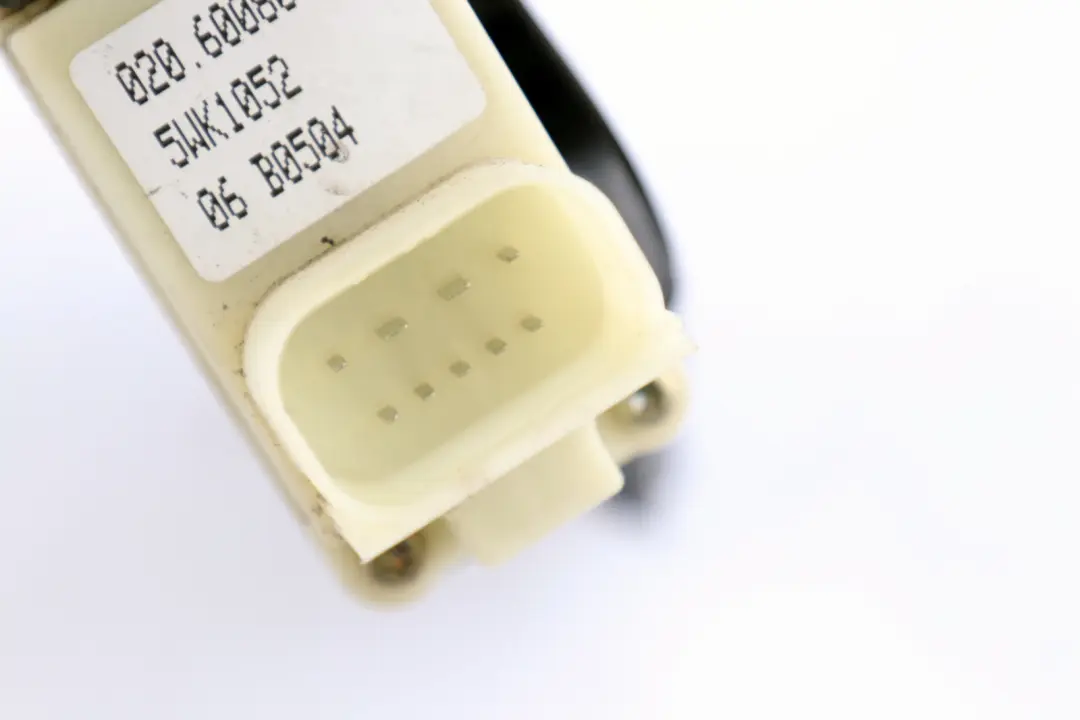 Elevalunas Trasero Derecho para BMW E65 E66 con número de pieza 7490208 BMW E65 E66 Elevalunas Trasero Derecho - SKU 7138864 - Número de pieza 7490208