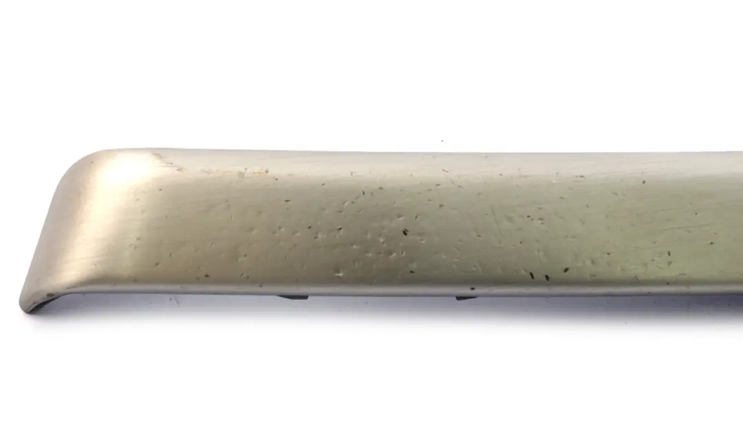 Alu Decor Strip Front Right O/S Door Cover Brushed Aluminium to BMW 3 Series E90 with Part number 7139064 BMW 3 Series E90 Alu Decor Strip Front Right O/S Door Cover Brushed Aluminium - SKU 7139064 - Part number 7139064