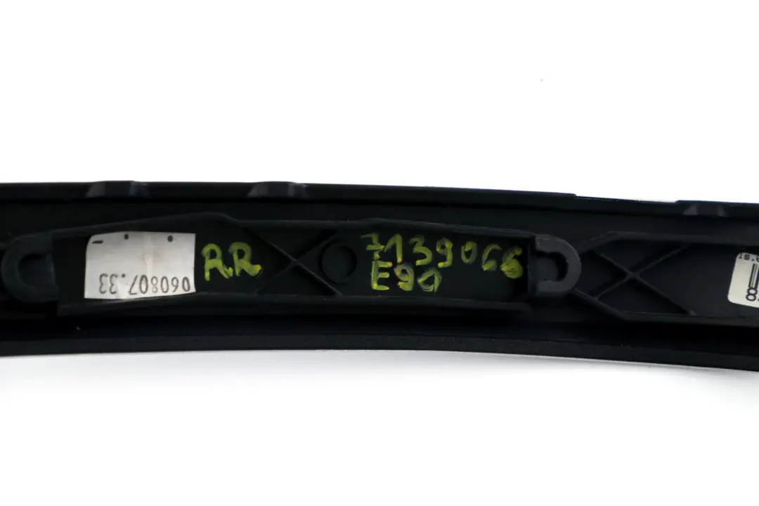 Decor Strip Trim Cover Rear Right Door O/S Brushed Aluminium to BMW 3 Series E90 with Part number 7139066 BMW 3 Series E90 Decor Strip Trim Cover Rear Right Door O/S Brushed Aluminium - SKU 7139066 - Part number 7139066