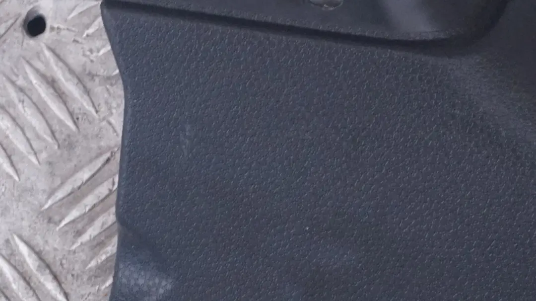 Mini Cooper One R50 R53 Pannello Laterale Inferiore Anteriore Sinistro Nero - SKU 7139075 - Numero di parte 51437139075