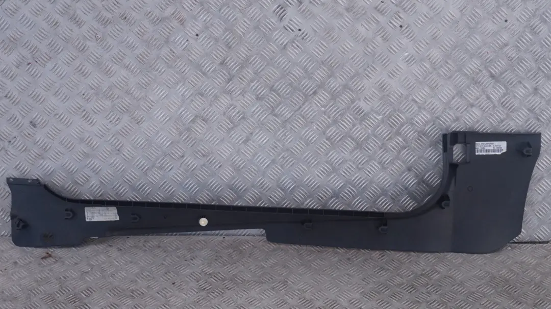 Mini Cooper One R50 R53 Carenage Lateral Dessous avant Droit Noir - SKU 7139076 - Numéro de pièce 51437139076