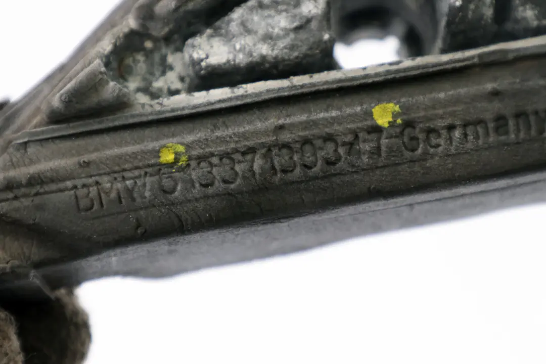 Reihe E90 E91 Abdichtung Spiegeldreieck aussen links 5133 für BMW 3 mit Teilenummer 7139347 BMW 3 Reihe E90 E91 Abdichtung Spiegeldreieck aussen links 5133 - SKU 7139347 - Teilenummer 7139347