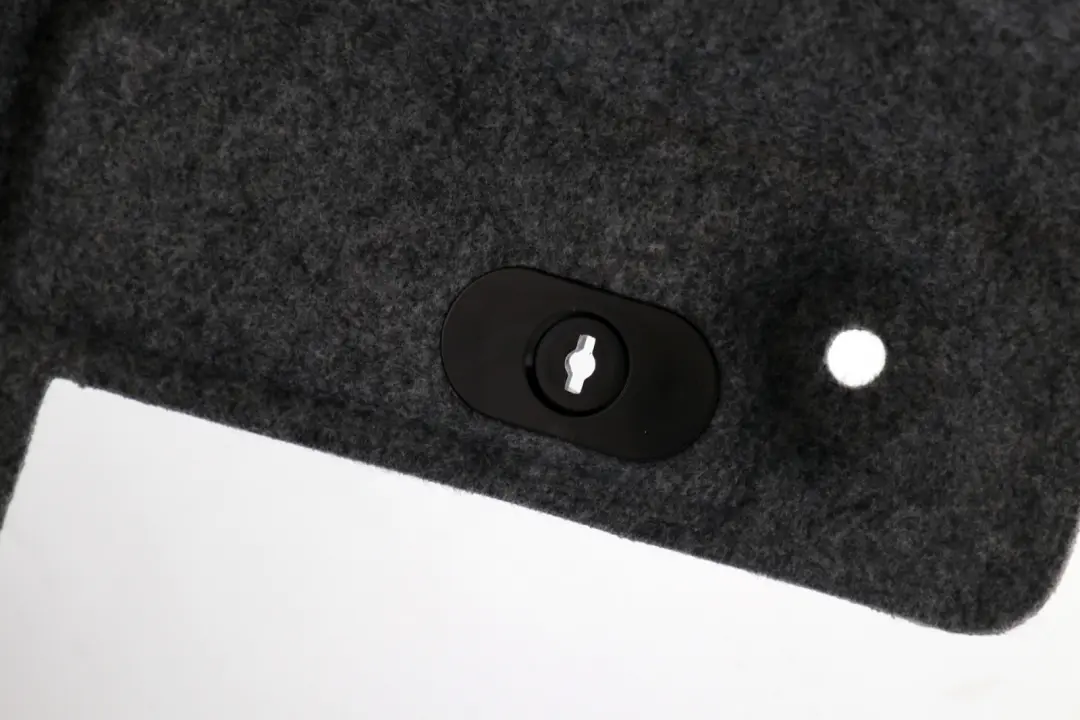 Boot Trunk Right O/S Lateral Trim Panel Cover Grey to BMW 3 Series E90 with Part number 7139438 BMW 3 Series E90 Boot Trunk Right O/S Lateral Trim Panel Cover Grey - SKU 7139438 - Part number 7139438