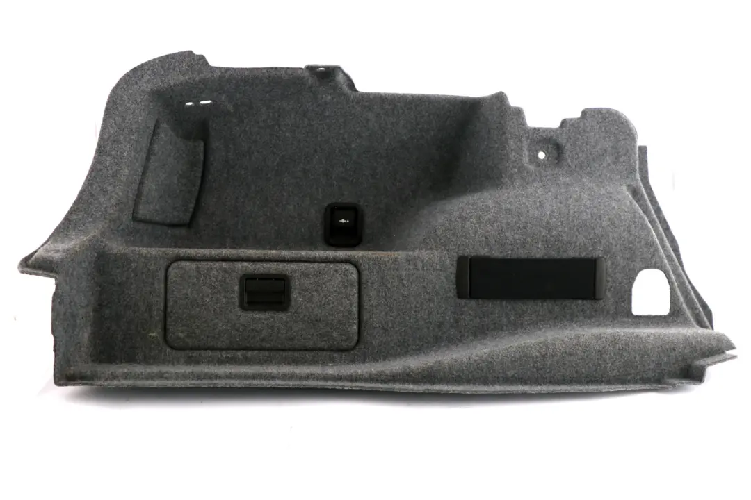 Obudowa boczek tapicerka bagażnika lewa do BMW E90 o numerze 7139439 BMW E90 Obudowa boczek tapicerka bagażnika lewa - SKU 7139439 - Numer Części 7139439