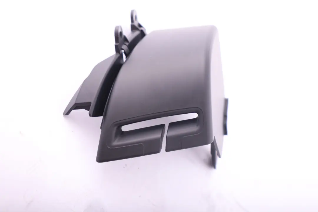 Osłona Maskownica Plastik Pasa Prawa Tył do BMW E92 o numerze 7139458 BMW E92 Osłona Maskownica Plastik Pasa Prawa Tył - SKU 7139458 - Numer Części 7139458