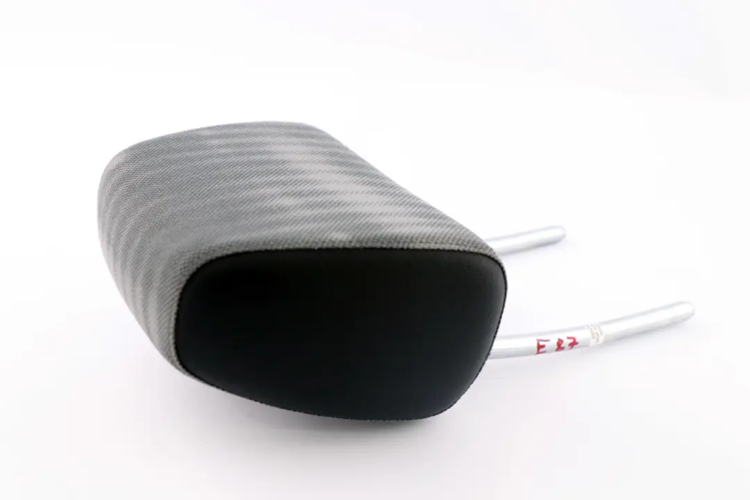 Vordersitz Links Rechts Kopfstütze Graphit Stoff Sensatec für BMW E87 mit Teilenummer 7139535 BMW E87 Vordersitz Links Rechts Kopfstütze Graphit Stoff Sensatec - SKU 7139535 - Teilenummer 7139535