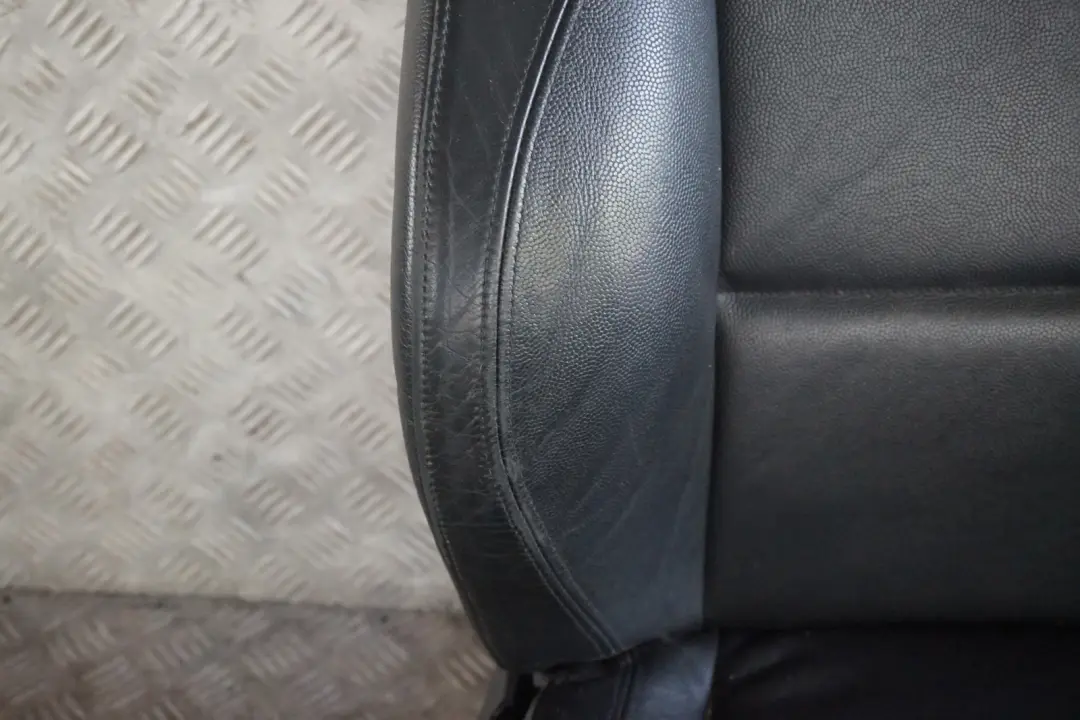 Front Right O/S Black Leather Interior Seat to BMW 1 Series E87 Sport with Part number 7140398 BMW 1 Series E87 Sport Front Right O/S Black Leather Interior Seat - SKU 7140398 - Part number 7140398