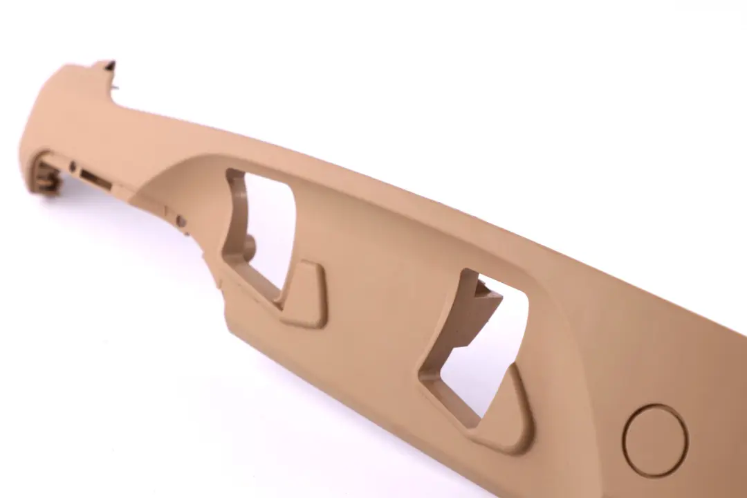 Blende Sitz Aussen Links Beige 7118481 für BMW 1 er E87 E87N LCI mit Teilenummer 7140477 BMW 1 er E87 E87N LCI Blende Sitz Aussen Links Beige 7118481 - SKU 7140477 - Teilenummer 7140477