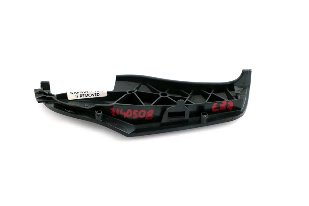 BMW 1 3 Z4 Reihe E87 E90 E91 LCI Blende Gurtendbeschlag rechts SCHWARZ 7118492 - SKU 7140508 - Teilenummer 7140508