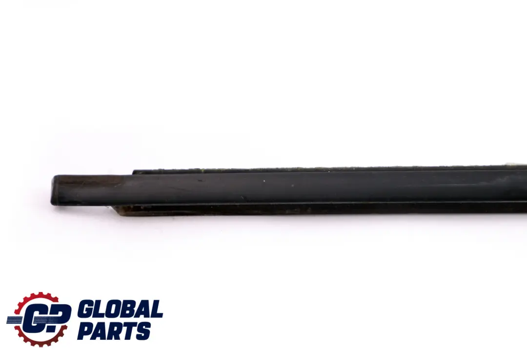 Couvre-Joint Exterieur Porte Arriere Droit pour BMW 3 Serie e91 à propos du numéro de pièce 7140732 BMW 3 Serie e91 Couvre-Joint Exterieur Porte Arriere Droit - SKU 7140732 - Numéro de pièce 7140732