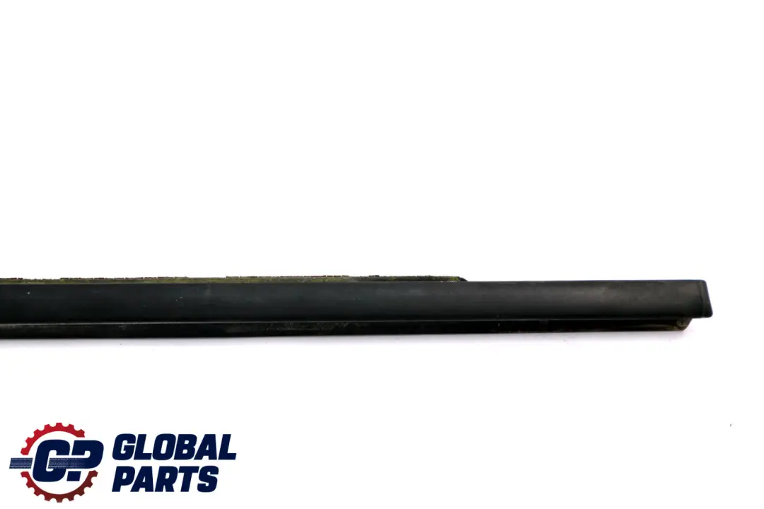 Chiusino Porta Esterna Posteriore Destra per BMW E91 Touring con numero di parte 7140732 BMW E91 Touring Chiusino Porta Esterna Posteriore Destra - SKU 7140732 - Numero di parte 7140732