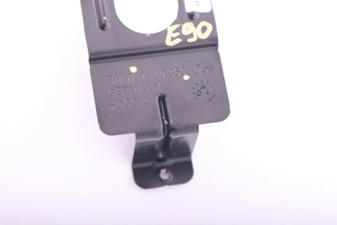 Bracket Control Unit Front Seat Rail to BMW 1 3 Series E87 E90 E91 with Part number 7140863 BMW 1 3 Series E87 E90 E91 Bracket Control Unit Front Seat Rail - SKU 7140863 - Part number 7140863