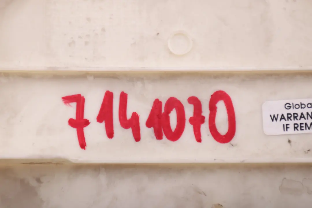  Copertura Colonna B BMW E90 E90N E91 E91N LCI Superiore Destra Beige - SKU 7141070 - Numero di parte 7141070