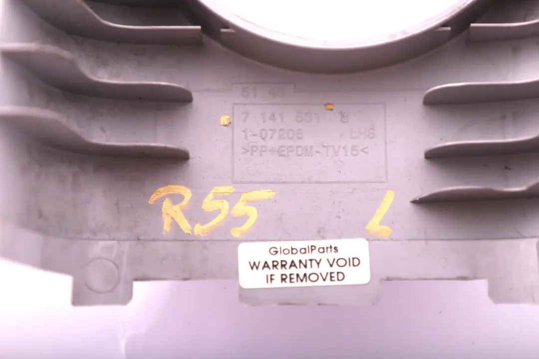 Osłona obudowa słupka lewa przód do MINI R55 R56 o numerze 2753001 MINI R55 R56 Osłona obudowa słupka lewa przód - SKU 7141531 - Numer Części 2753001