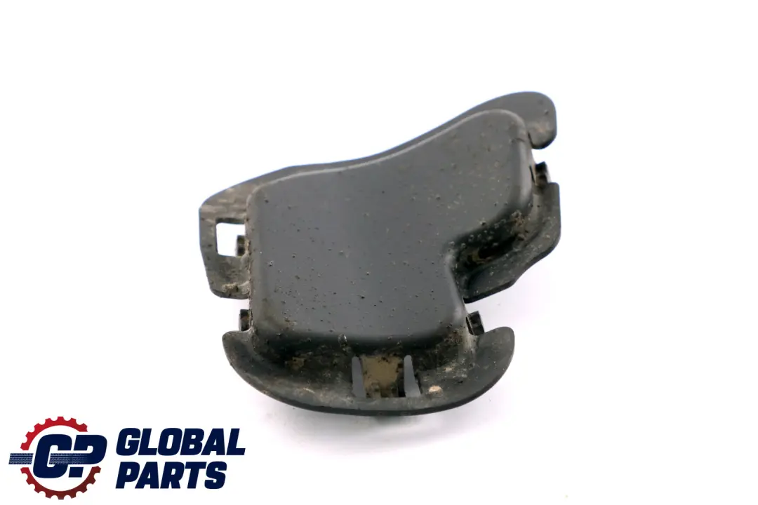 Tapa Acceso Paso Rueda Delantero Derecho Inferior para BMW E81 E87 con número de pieza 51717141874 BMW E81 E87 Tapa Acceso Paso Rueda Delantero Derecho Inferior - SKU 7141874 - Número de pieza 51717141874