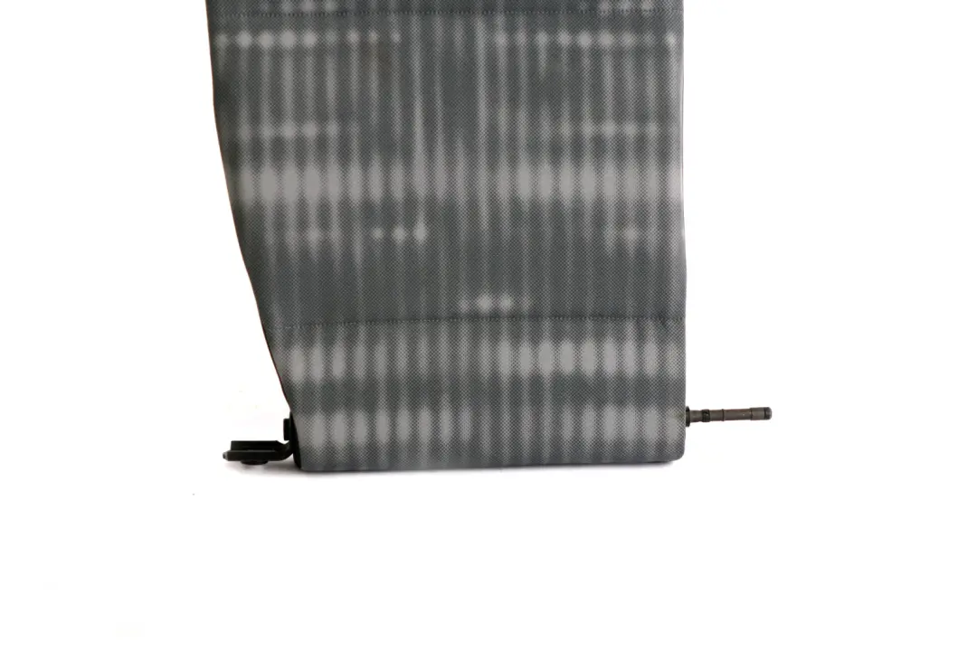 Asiento Trasero Tela Imitacion Cuero Respaldo Derecho Gris para BMW E87 con número de pieza 7141967 BMW E87 Asiento Trasero Tela Imitacion Cuero Respaldo Derecho Gris - SKU 7141967 - Número de pieza 7141967