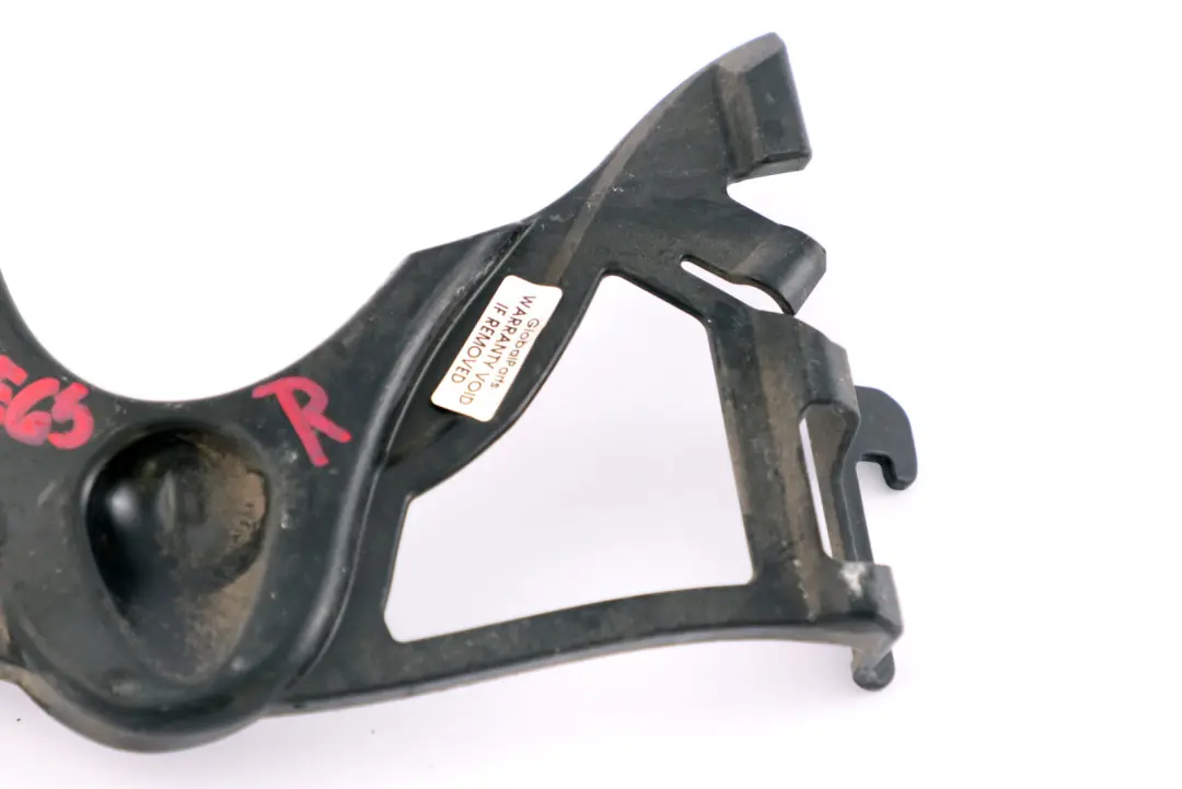 BMW E65 E66 Wspornik Zderzaka Dystans Prawy Przód - SKU 7142324 - Numer Części 7142324
