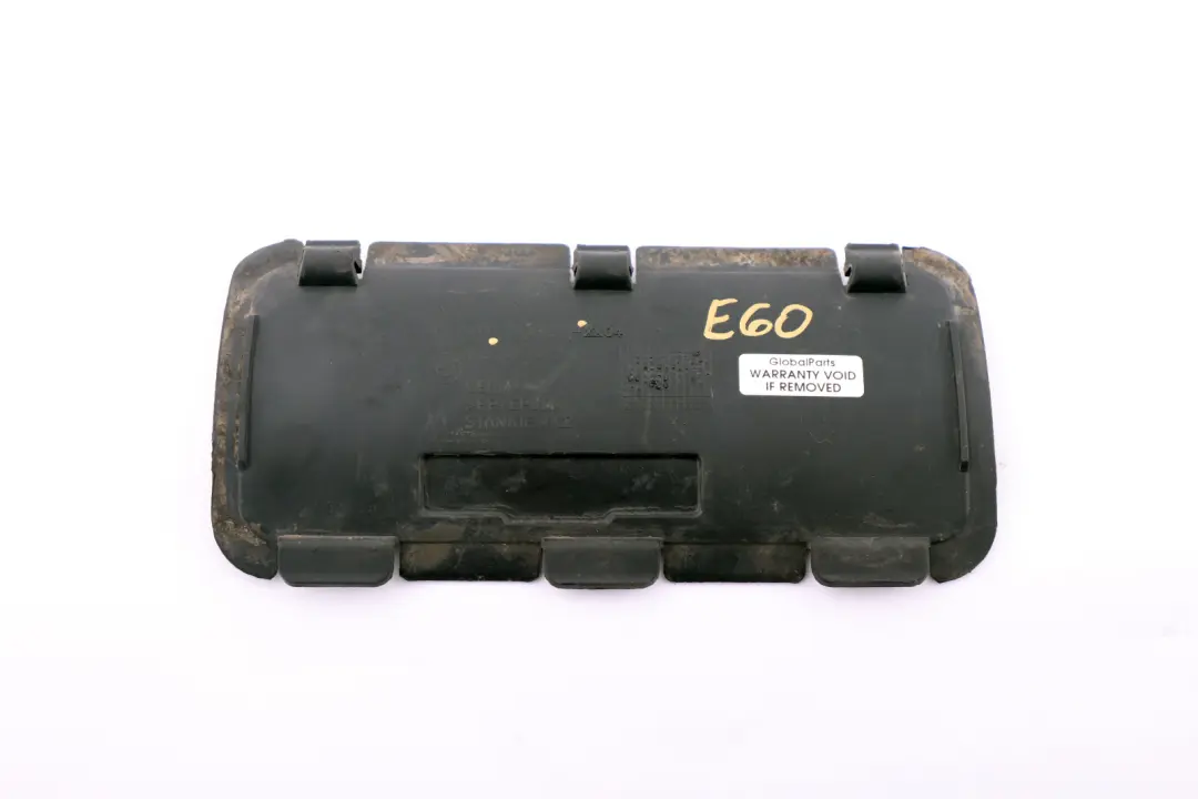 Coperchio posteriore ABS Plug Box per BMW Serie 5 E60 E61 LCI con numero di parte 7143261 BMW Serie 5 E60 E61 LCI Coperchio posteriore ABS Plug Box - SKU 7143261 - Numero di parte 7143261