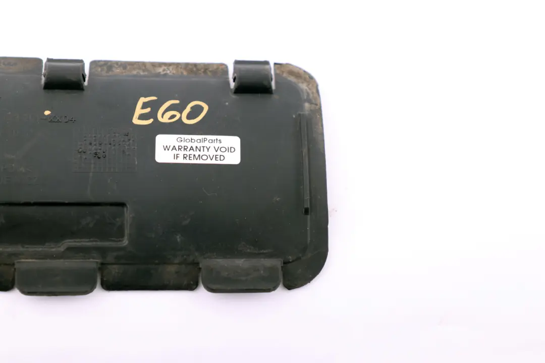 BMW Série 5 E60 E61 LCI Couvercle arrière Boîte à fiches ABS - SKU 7143261 - Numéro de pièce 7143261