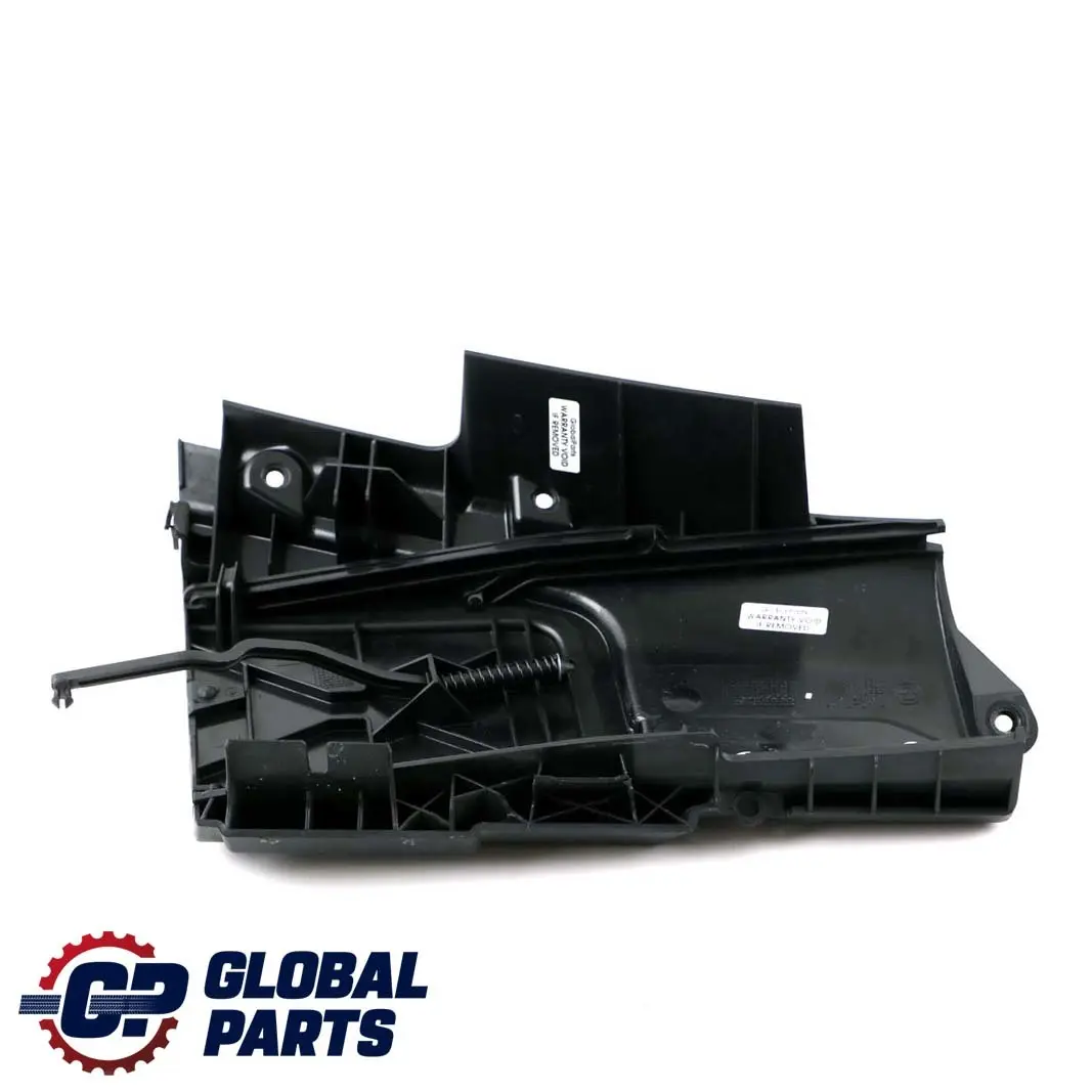 Klappe Gestängeaustritt Links Schwarz für BMW 6 er E64 Cabrio mit Teilenummer 7144243 BMW 6 er E64 Cabrio Klappe Gestängeaustritt Links Schwarz - SKU 7144243 - Teilenummer 7144243