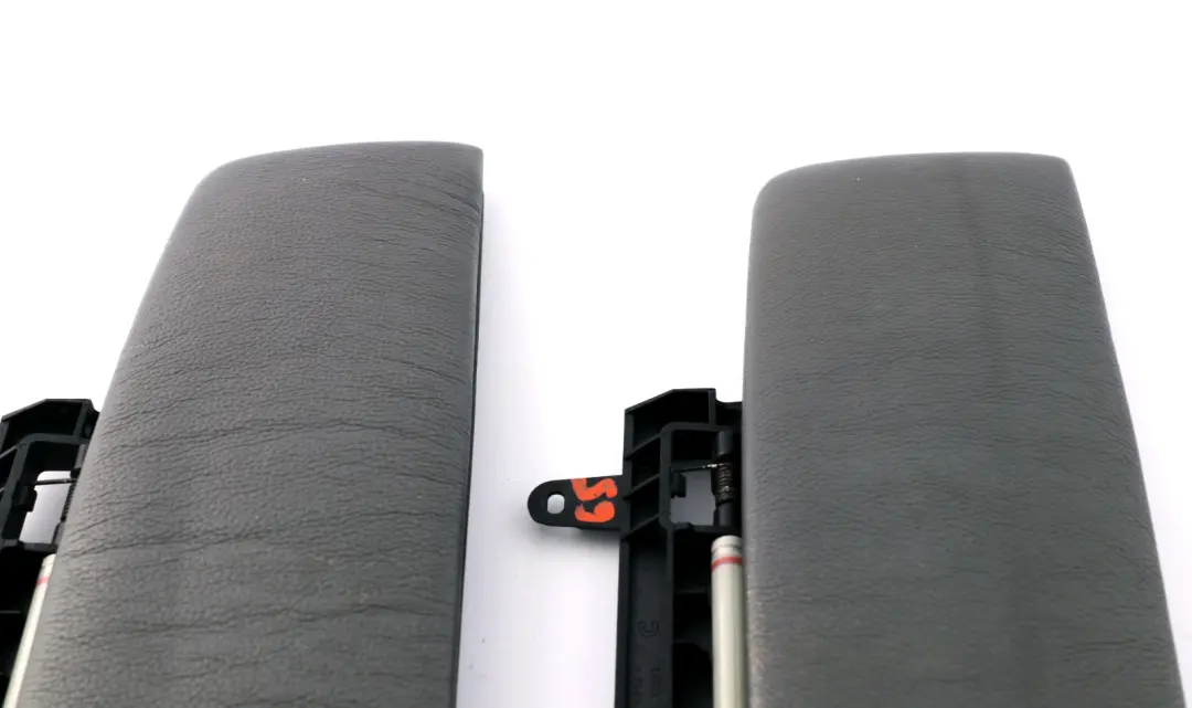 Set Cover Centre Armrest Front Leather Flanellgrau to BMW 7 Series E65 E66 E67 with Part number 7144297 BMW 7 Series E65 E66 E67 Set Cover Centre Armrest Front Leather Flanellgrau - SKU 7144297 - Part number 7144297