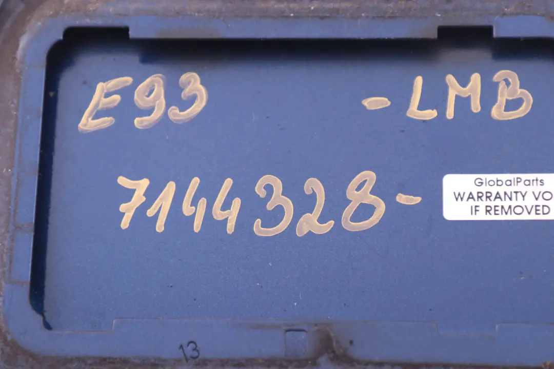 E93Cache Carburant Fill In Flap Le Mans Blau Bleu Métallisé pour BMW 3 à propos du numéro de pièce 7144328 BMW 3 E93Cache Carburant Fill In Flap Le Mans Blau Bleu Métallisé - SKU 7144328-LMB - Numéro de pièce 7144328