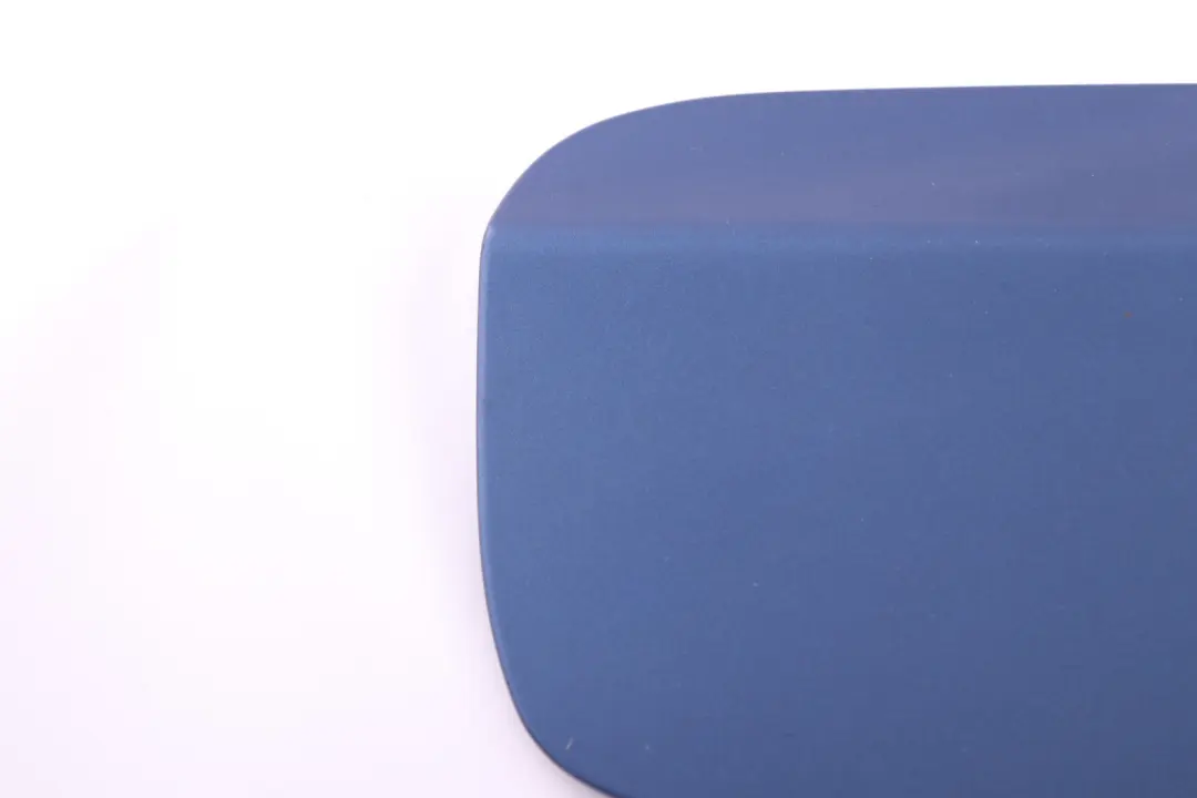 Coperchio Carburante Sportello Le Mans Blau Blu Metallizzato per BMW 3 E93 con numero di parte 7144328 BMW 3 E93 Coperchio Carburante Sportello Le Mans Blau Blu Metallizzato - SKU 7144328-LMB - Numero di parte 7144328