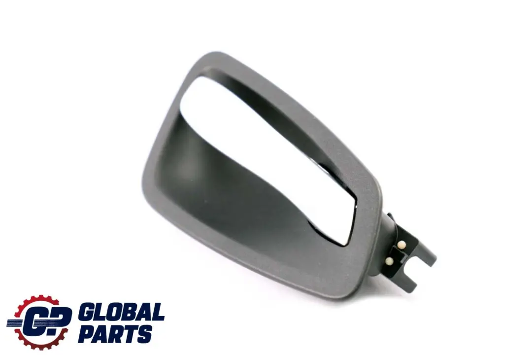 Apriporta Interno SX Nero 5141 per BMW E90 E91 LCI con numero di parte 7144545 BMW E90 E91 LCI Apriporta Interno SX Nero 5141 - SKU 7144545 - Numero di parte 7144545