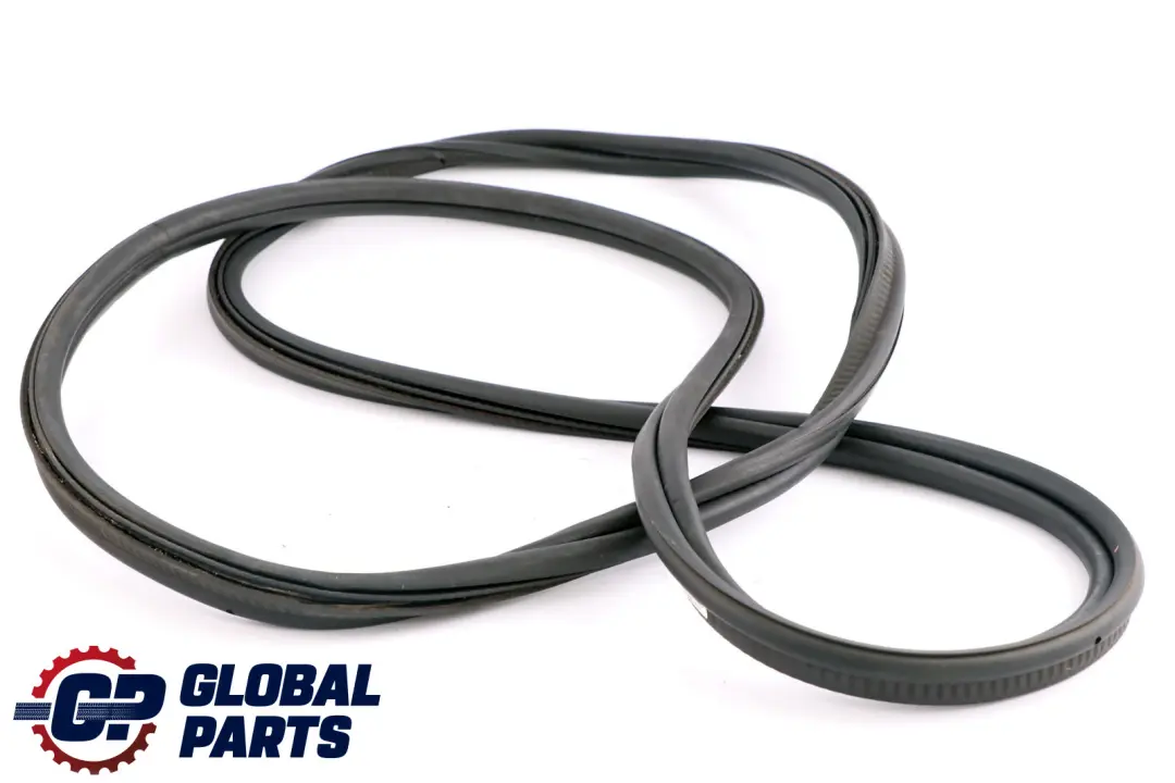 Guarnizione Portellone Paraspigoli per BMW E87 E87N con numero di parte 7144839 BMW E87 E87N Guarnizione Portellone Paraspigoli - SKU 7144839 - Numero di parte 7144839