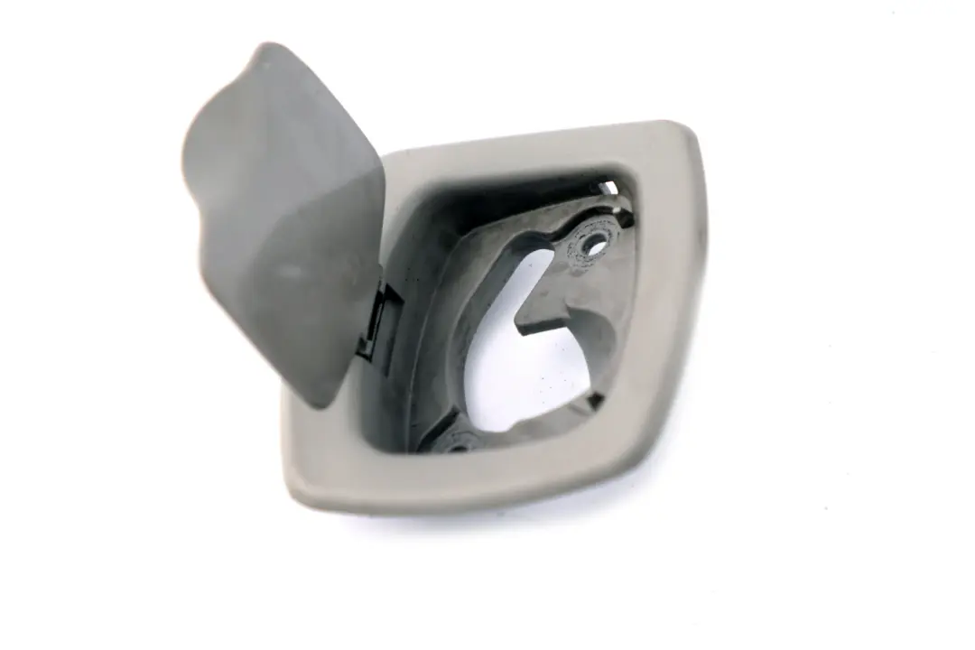 Cubierta Trasera Izquierda En Tapa Maletero Gris para BMW E91 E91N LCI con número de pieza 7145005 BMW E91 E91N LCI Cubierta Trasera Izquierda En Tapa Maletero Gris - SKU 7145005 - Número de pieza 7145005