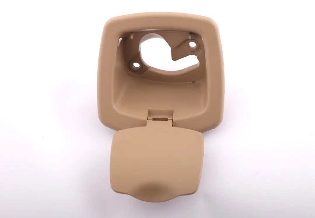 Covering Cover Trim Rear Right Trunk Lid O/S Beige 7140762 to BMW 3 Series E91 with Part number 7145008 BMW 3 Series E91 Covering Cover Trim Rear Right Trunk Lid O/S Beige 7140762 - SKU 7145008 - Part number 7145008