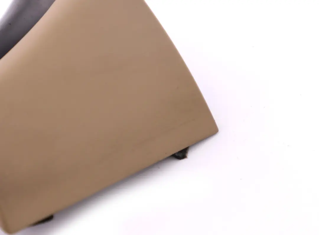 Soporte Desviación Cinturón Delantero Izquierdo Beige 7054607 para BMW Z4 E85 con número de pieza 7145259 BMW Z4 E85 Soporte Desviación Cinturón Delantero Izquierdo Beige 7054607 - SKU 7145259 - Número de pieza 7145259