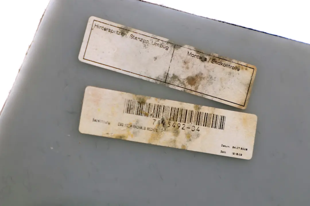 Obudowa tapicerka bagażnika do BMW E93 o numerze 7145492 BMW E93 Obudowa tapicerka bagażnika - SKU 7145492 - Numer Części 7145492