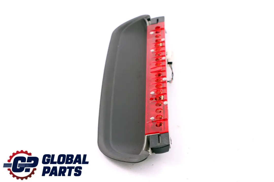 Terza luce stop posteriore grigia per BMW E90 LCI con numero di parte 6946619 BMW E90 LCI Terza luce stop posteriore grigia - SKU 7145521 - Numero di parte 6946619