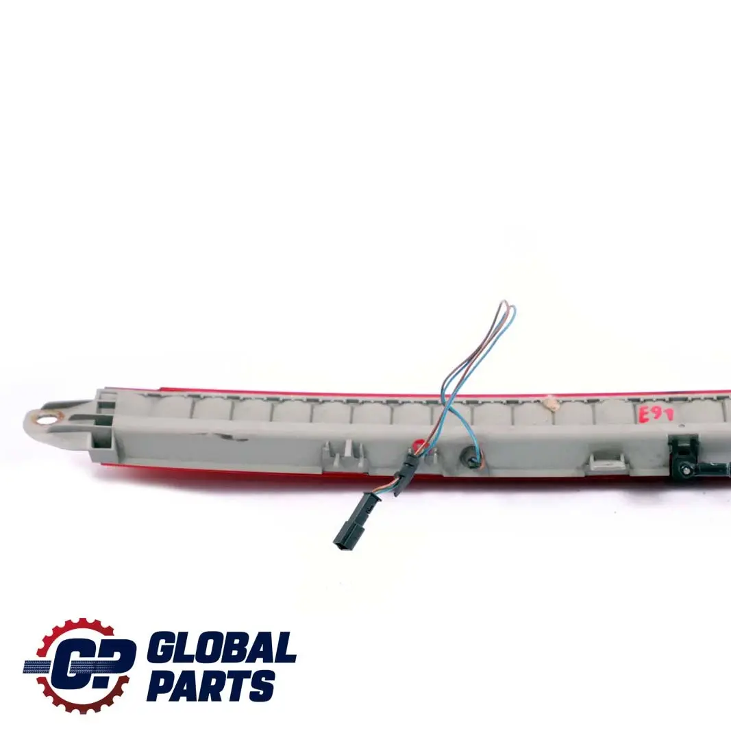 Couvercle De Feu Stop Arrière 7159020 pour BMW E91 à propos du numéro de pièce 7145669 BMW E91 Couvercle De Feu Stop Arrière 7159020 - SKU 7145669-1 - Numéro de pièce 7145669