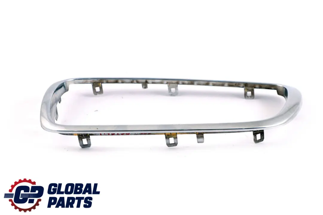 Kidney Grille Trim Ring Cromado Delantero Izquierdo para BMW E65 E66 E67 con número de pieza 7145739 BMW E65 E66 E67 Kidney Grille Trim Ring Cromado Delantero Izquierdo - SKU 7145739 - Número de pieza 7145739