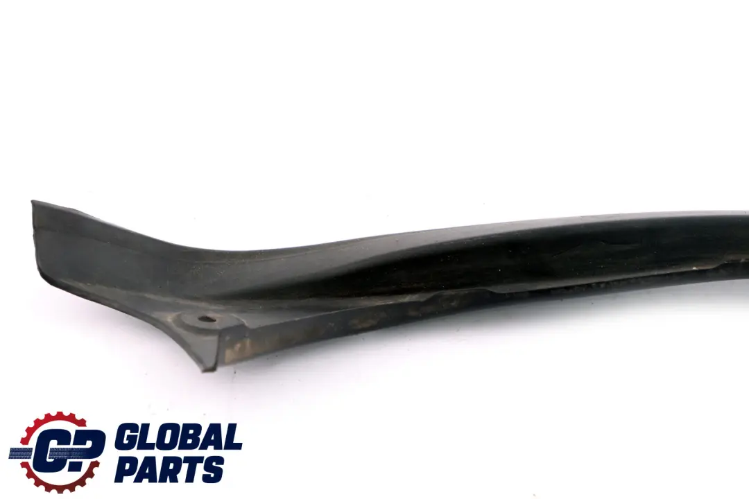 BMW E65 E66 Derecha Canal Agua Cubierta Bota Trasera Embellecedor Conducto - SKU 7145818 - Número de pieza 7145818
