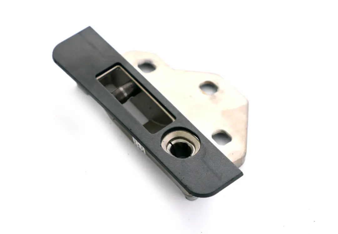 Placa Base Derecha Tapa Plegable para BMW E93 Cabrio con número de pieza 7145936 BMW E93 Cabrio Placa Base Derecha Tapa Plegable - SKU 7145936 - Número de pieza 7145936