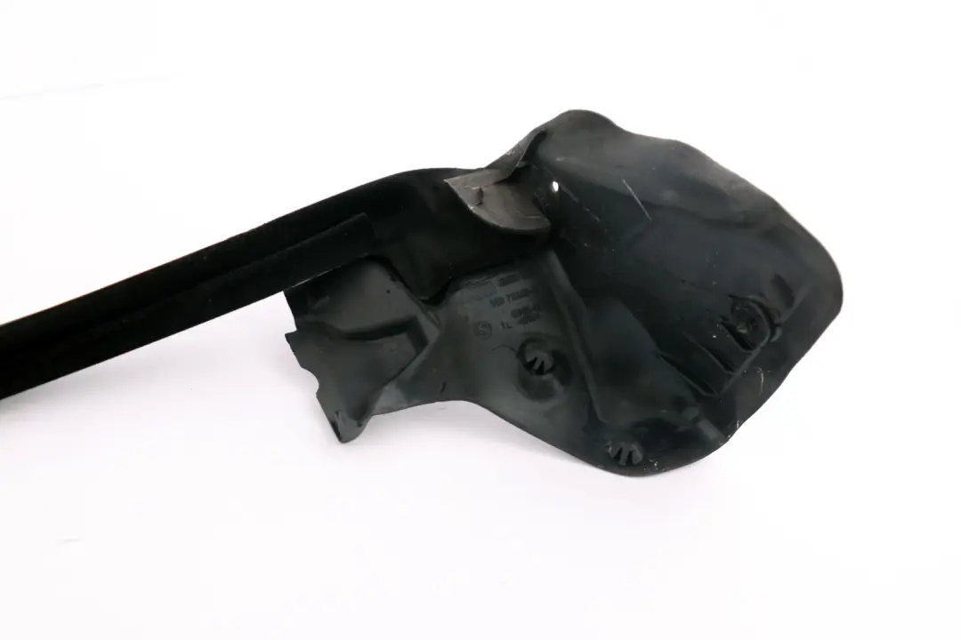 Copertura Canale Finestrino Sinistro per Mini Cooper One R55 R56 R57 R58 con numero di parte 7146089 Mini Cooper One R55 R56 R57 R58 Copertura Canale Finestrino Sinistro - SKU 7146089 - Numero di parte 7146089