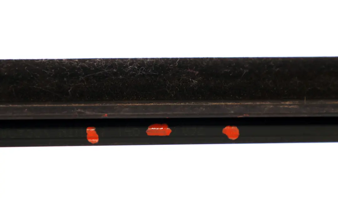 Burlete Exterior Cromado Puerta Derecha para Mini Cooper One R55 R56 R58 con número de pieza 7146092 Mini Cooper One R55 R56 R58 Burlete Exterior Cromado Puerta Derecha - SKU 7146092 - Número de pieza 7146092