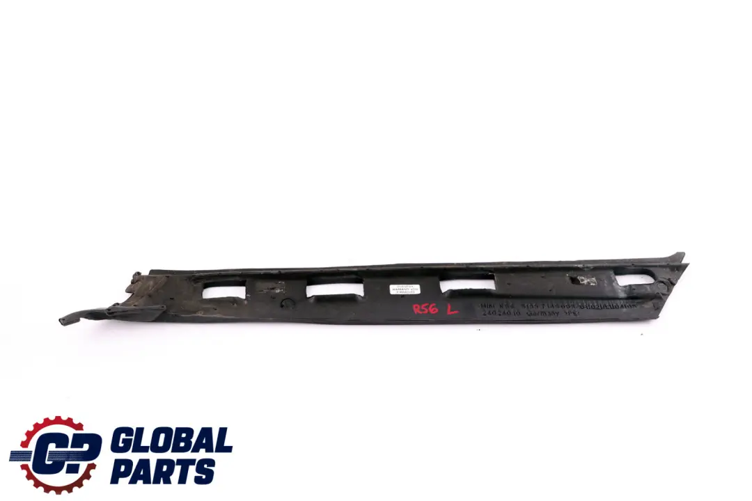 Guarnizione Schiuma Pilastro SX per Mini Cooper One R55 R56 con numero di parte 7146095 Mini Cooper One R55 R56 Guarnizione Schiuma Pilastro SX - SKU 7146095 - Numero di parte 7146095