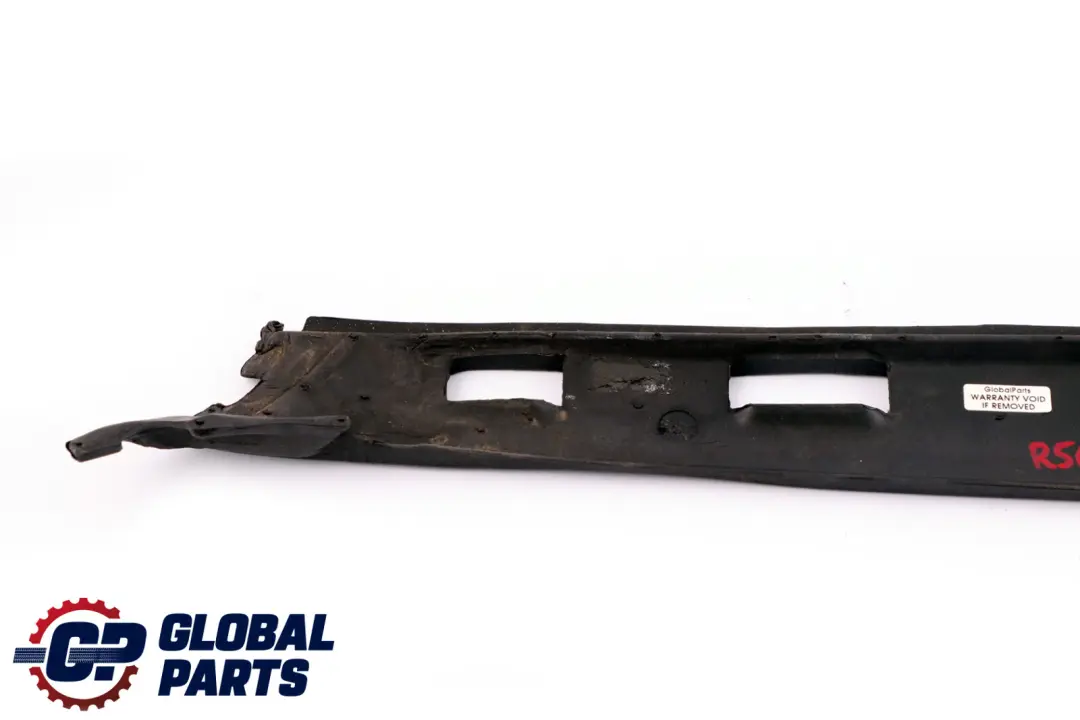 Guarnizione Schiuma Pilastro SX per Mini Cooper One R55 R56 con numero di parte 7146095 Mini Cooper One R55 R56 Guarnizione Schiuma Pilastro SX - SKU 7146095 - Numero di parte 7146095