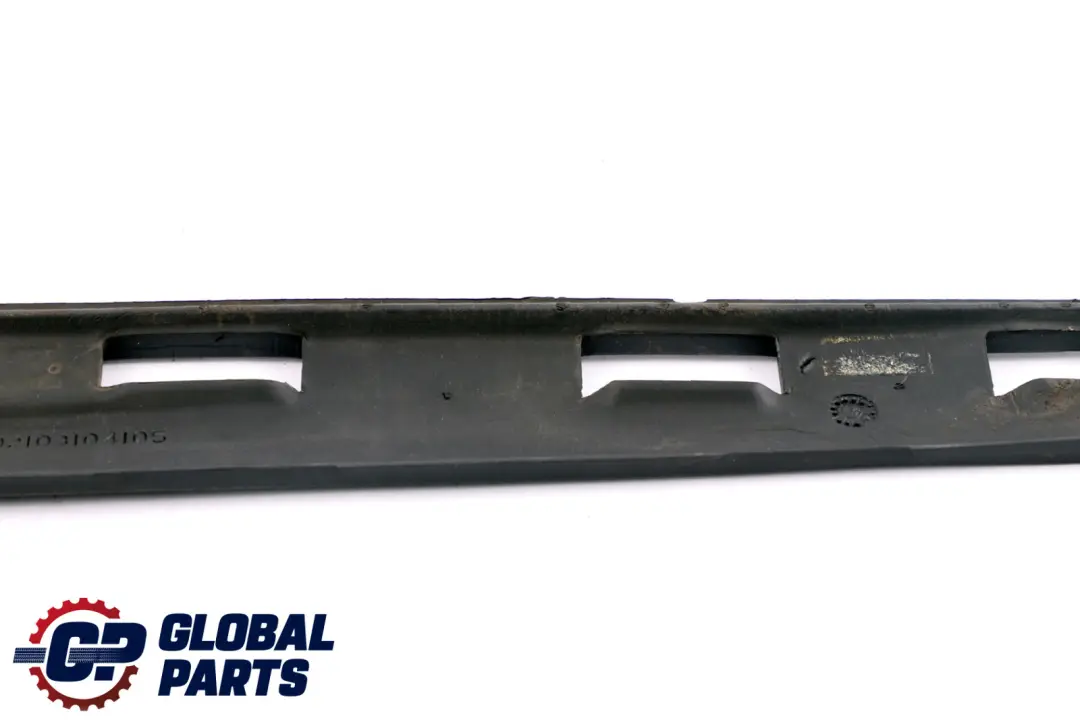 Right A-pillar Foam Insulation O/S to Mini Cooper One R55 R56 LCI with Part number 7146096 Mini Cooper One R55 R56 LCI Right A-pillar Foam Insulation O/S - SKU 7146096 - Part number 7146096