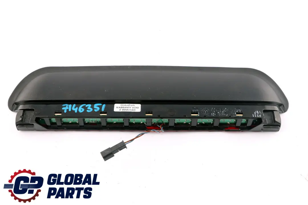 Luz De Freno Trasera Tercera Luz De Freno Negro para BMW E92 con número de pieza 7146351 BMW E92 Luz De Freno Trasera Tercera Luz De Freno Negro - SKU 7146351 - Número de pieza 7146351